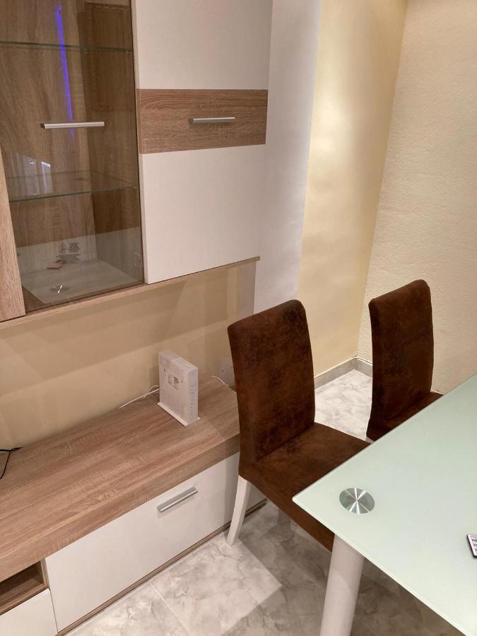 דירות ולנסיה Apartamento A 100 Metros De La Playa Malvarrosa מראה חיצוני תמונה