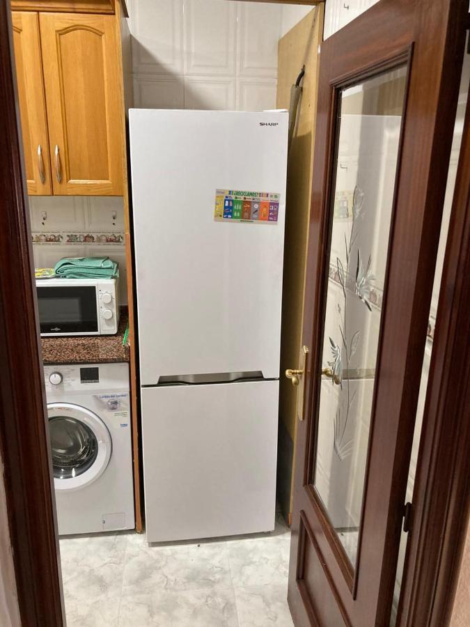 דירות ולנסיה Apartamento A 100 Metros De La Playa Malvarrosa מראה חיצוני תמונה