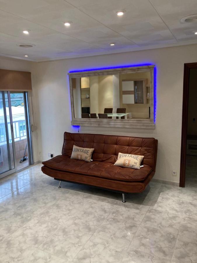 דירות ולנסיה Apartamento A 100 Metros De La Playa Malvarrosa מראה חיצוני תמונה
