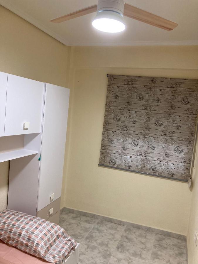 דירות ולנסיה Apartamento A 100 Metros De La Playa Malvarrosa מראה חיצוני תמונה